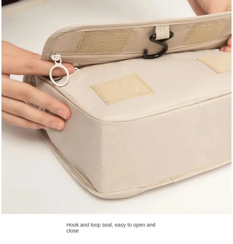 Make Up & Toiletries Bag